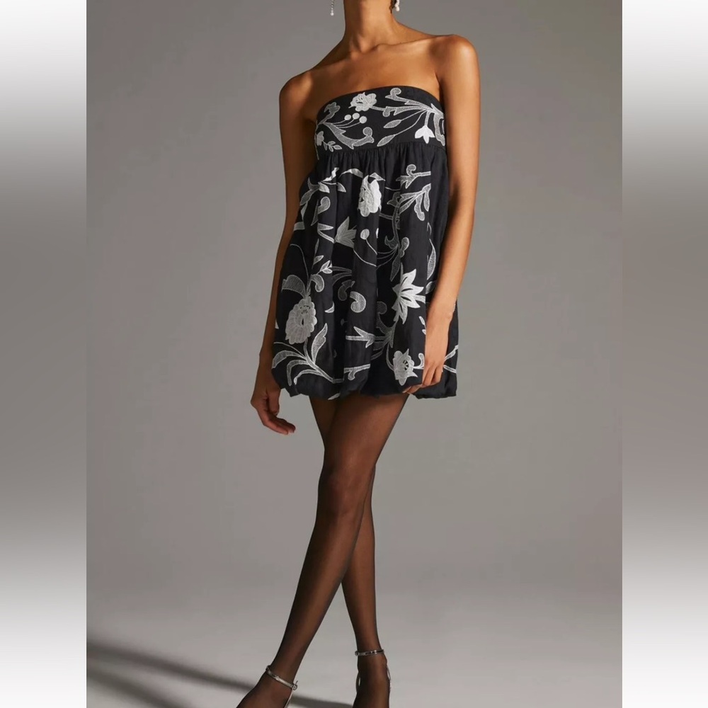 Anthropologie Marve strapless embroidered dress